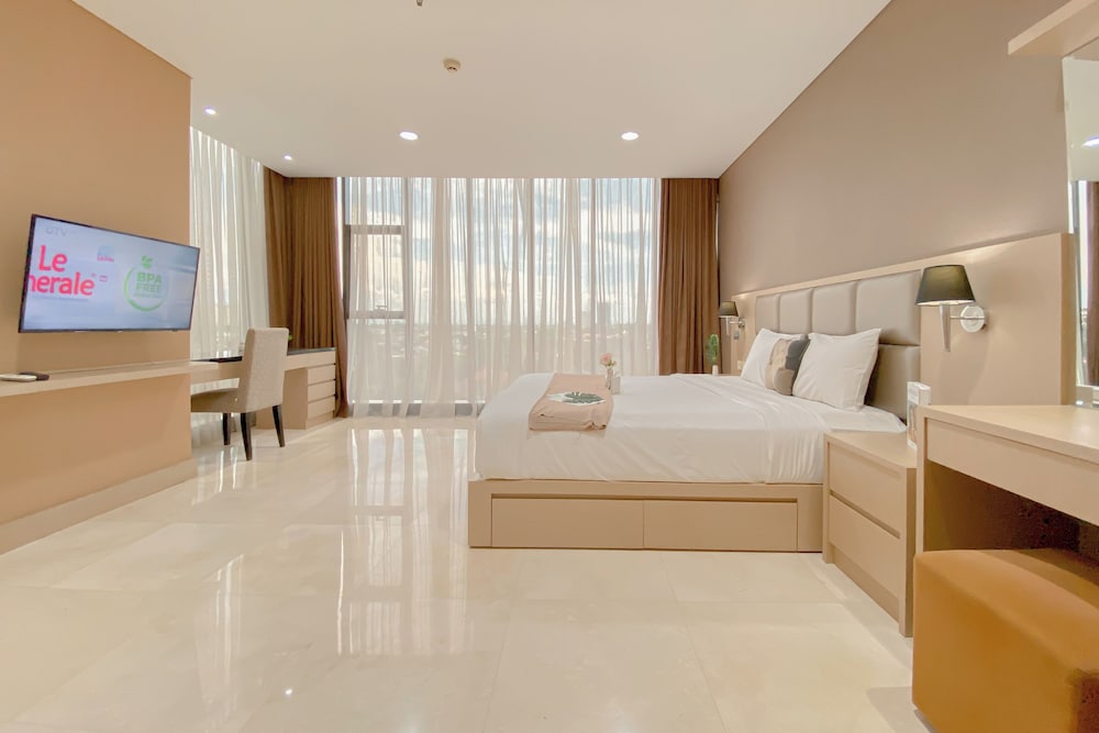 Spacious And Comfy 1Br At L'Avenue Pancoran Apartment