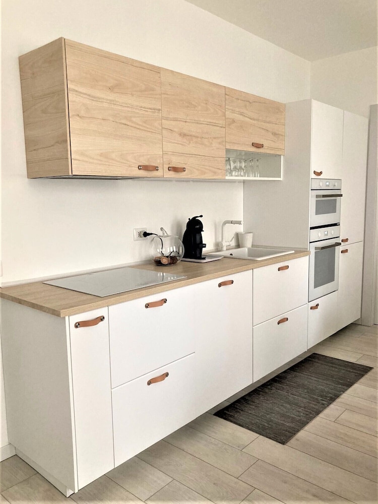 Bright Apartment in via Zurigo 3