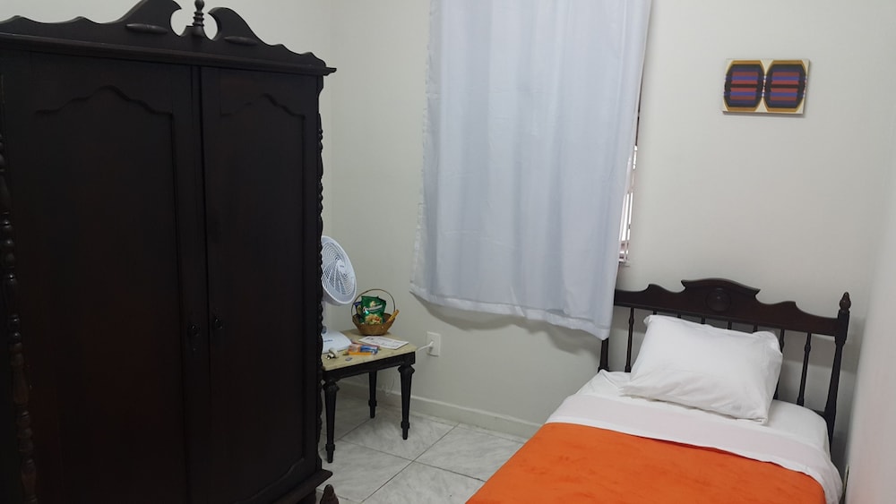 TJ House Hospedagem