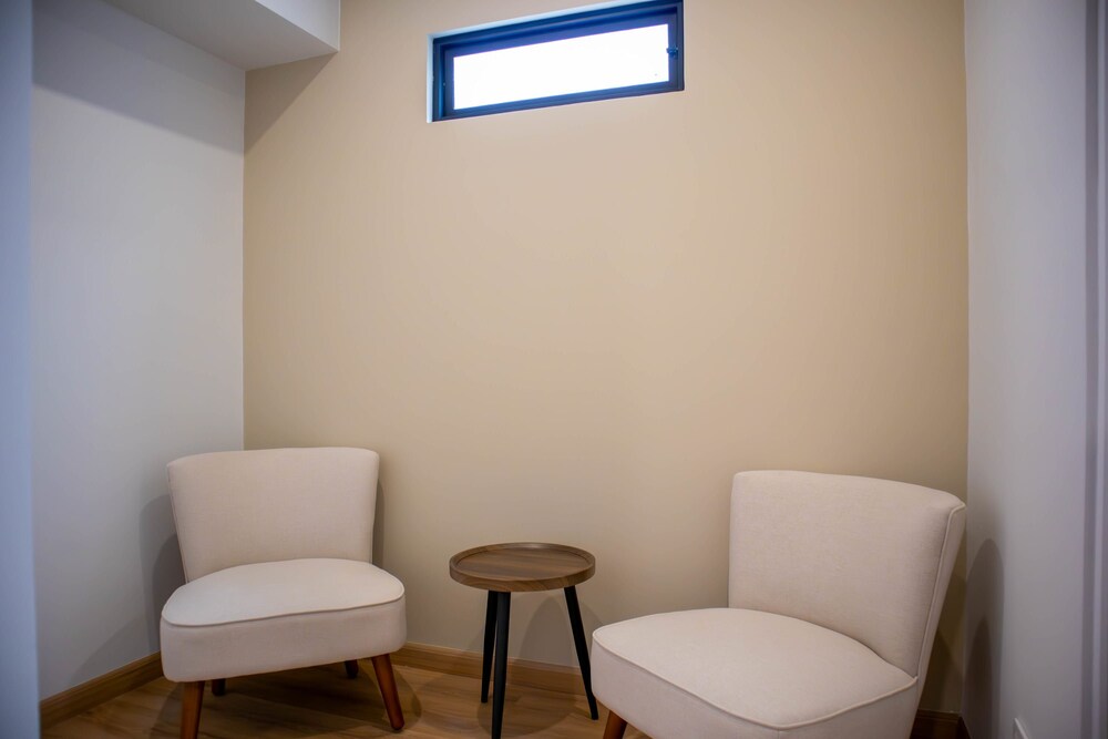 Beautiful 2BR With Fantastic Pool in Miraflores