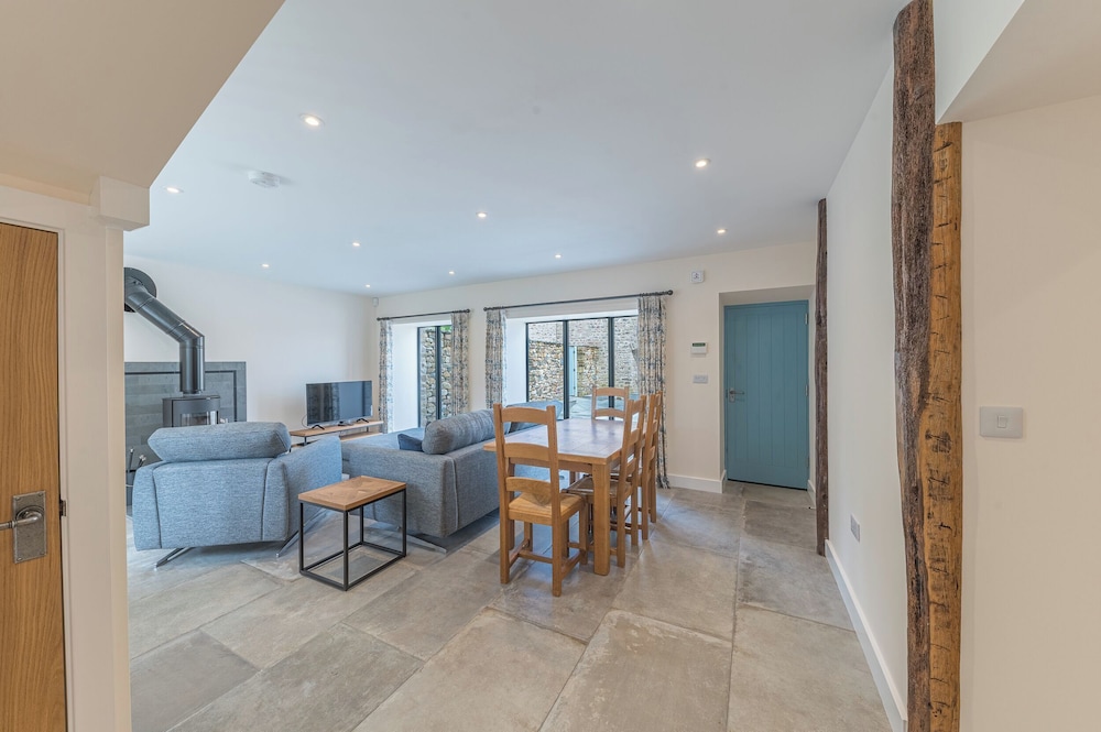 No 3 The Coach House