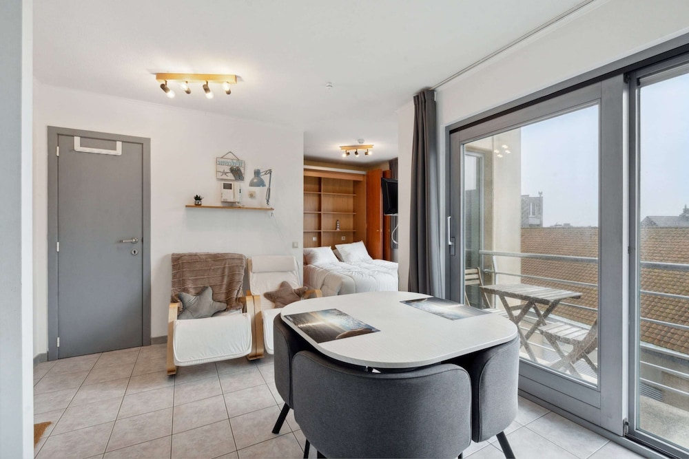 Nice Studio Near the Beach