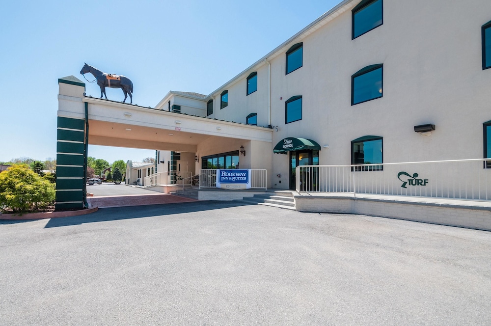 Rodeway Inn & Suites Charles Town
