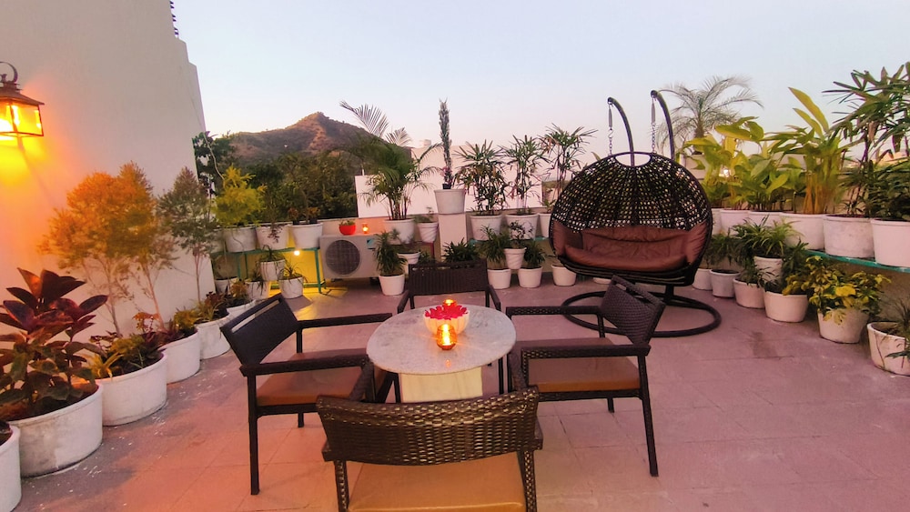 2 BTK TERRACE RETREAT BY Lavanya