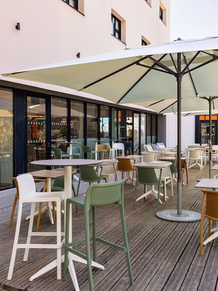 Vitrolles Vacations - Holiday Inn Marseille Airport, an IHG Hotel - Property Image 27