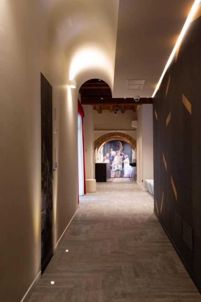 Italianflat - Theatrum