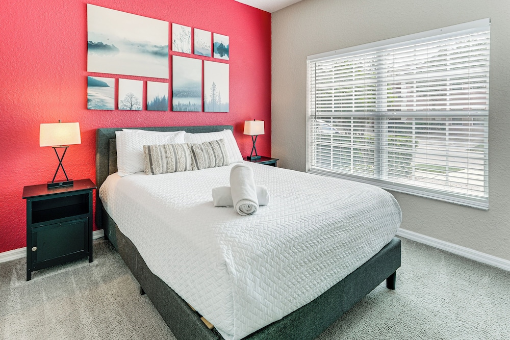 Resort Amenities, Screened Lanai: Kissimmee Escape