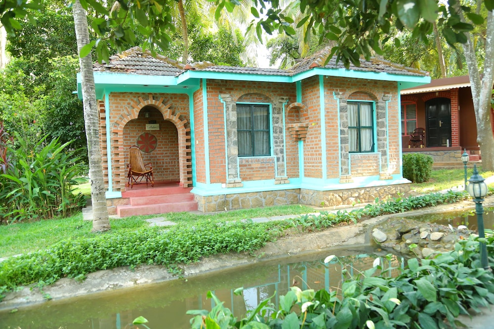 Kairali - The Ayurvedic Healing Village view 5