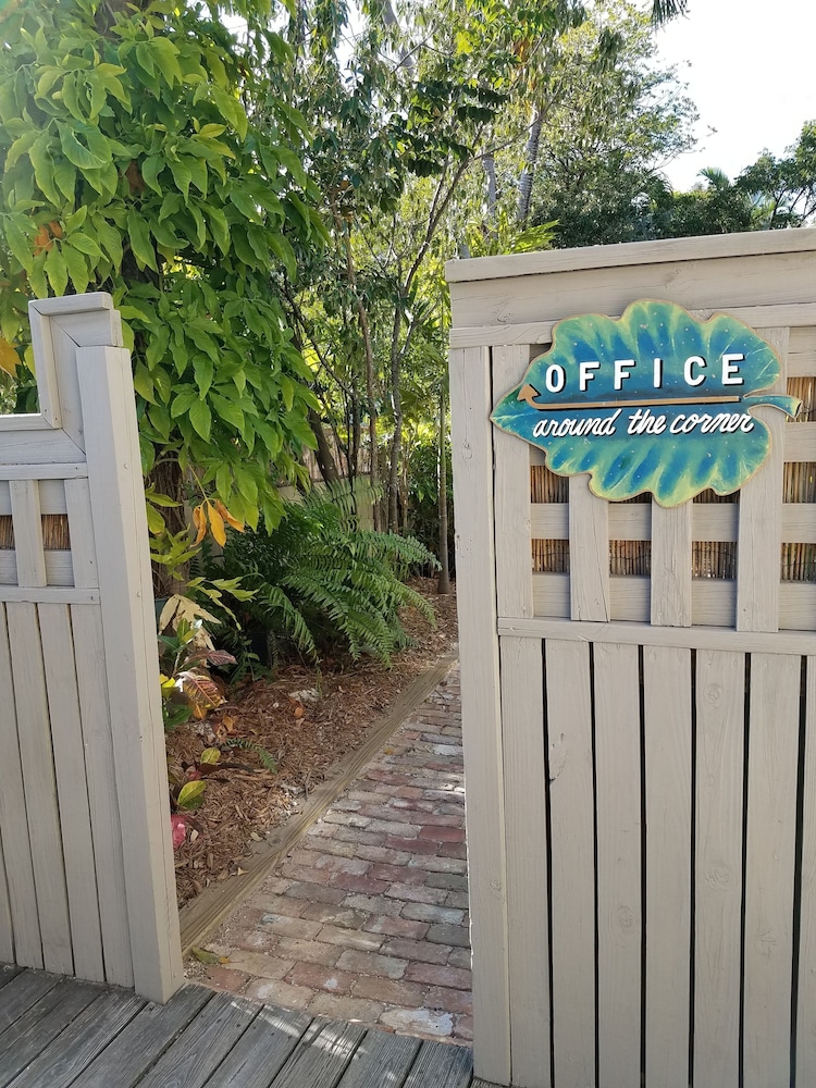Authors of Key West Guest House view 4