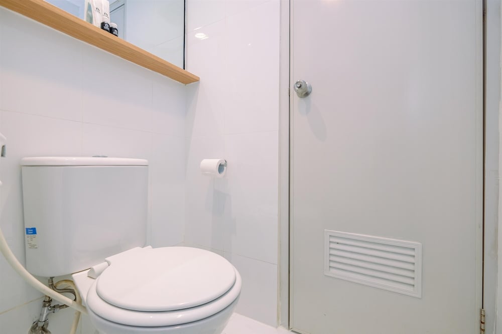 Minimalist and Cozy Stay 2BR Podomoro Golf View Apartment