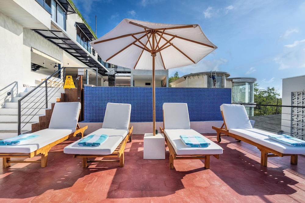 Jiya Villa Uluwatu - Panoramic Terraces with Stunning Views, Luxury Service and Entertainment