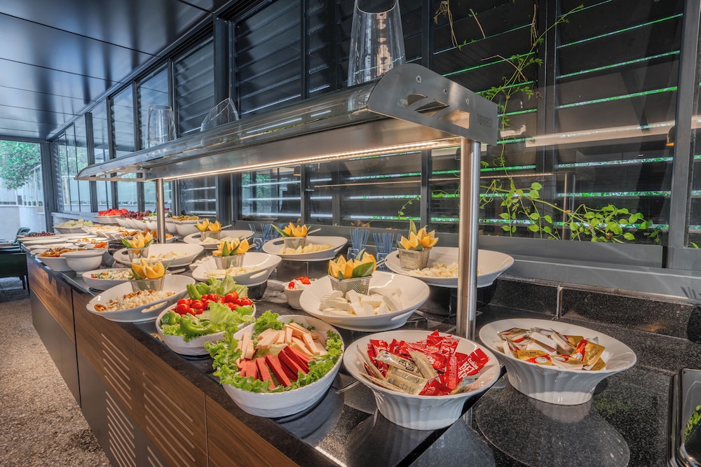 Nun By Laren Hotels - Image 82