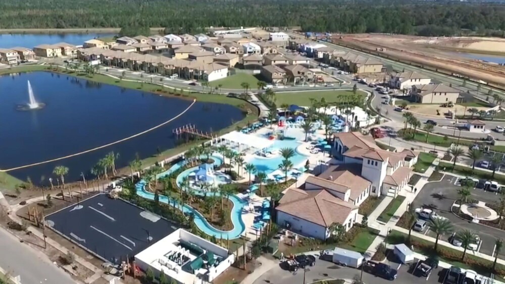 Stay Next Door to Disney at Windsor at Westside