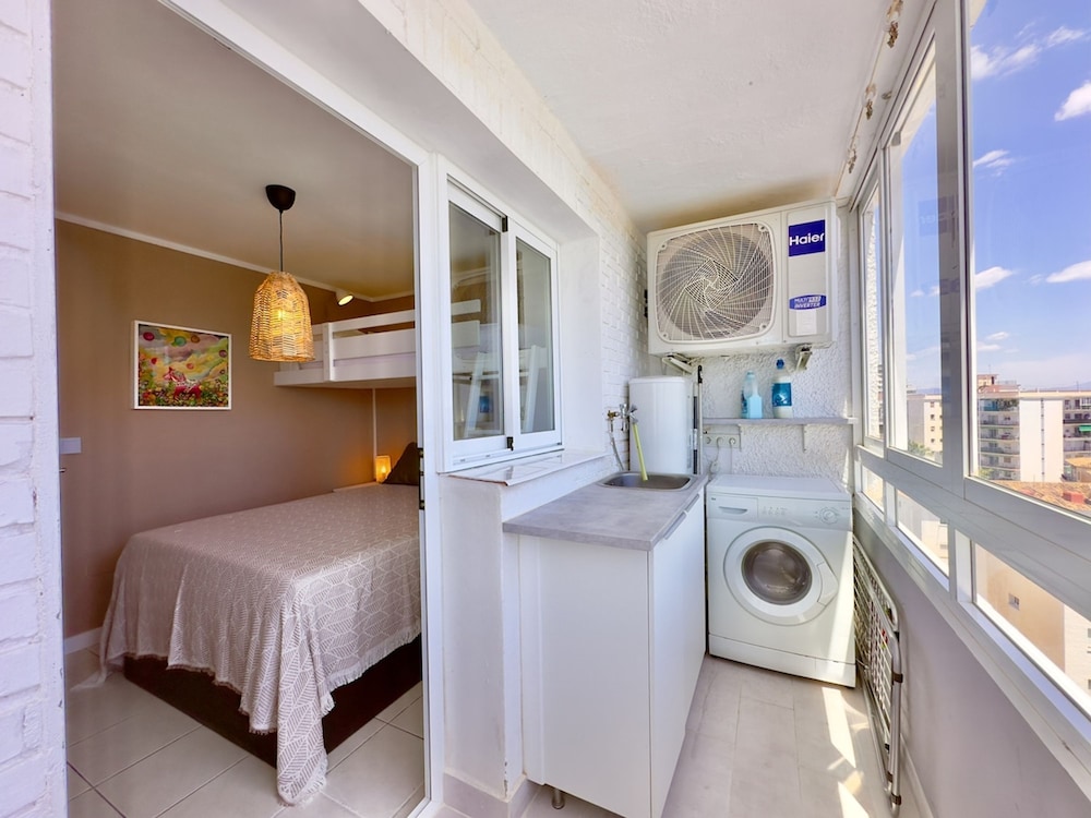 Central Apartment With Seaview Terrace and Pool