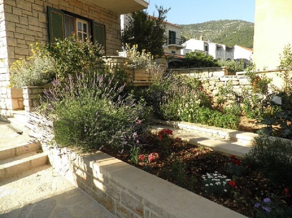 Brane - 150m From sea - SA2