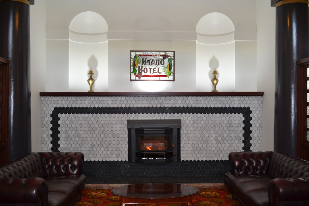 Historic Hydro Motor Inn