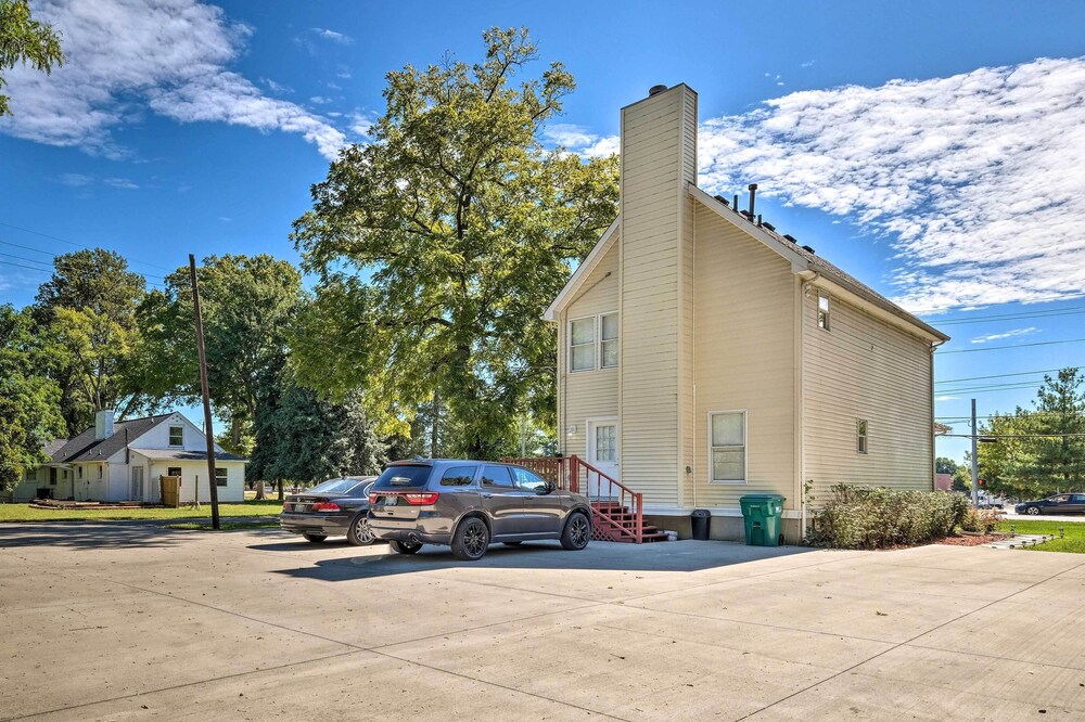 Louisville Apartment - Walk to Restaurants!