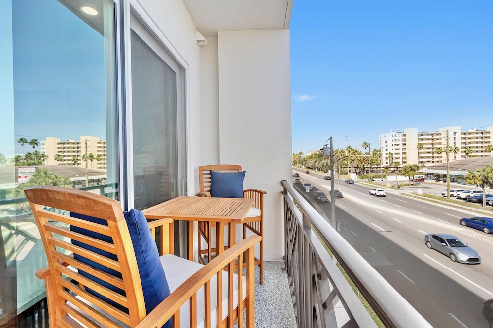 The Harbor Condo 308 - Premier