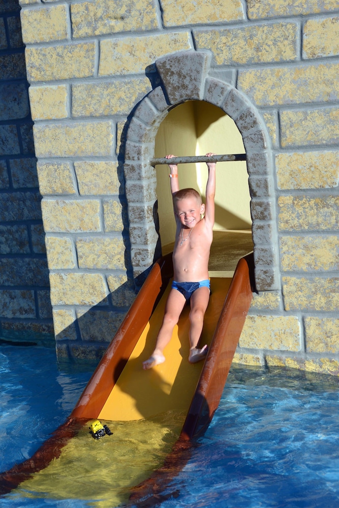 Pickalbatros White Beach Resort - Hurghada