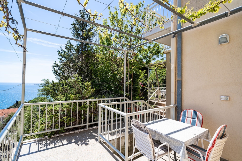 Apartments Klis