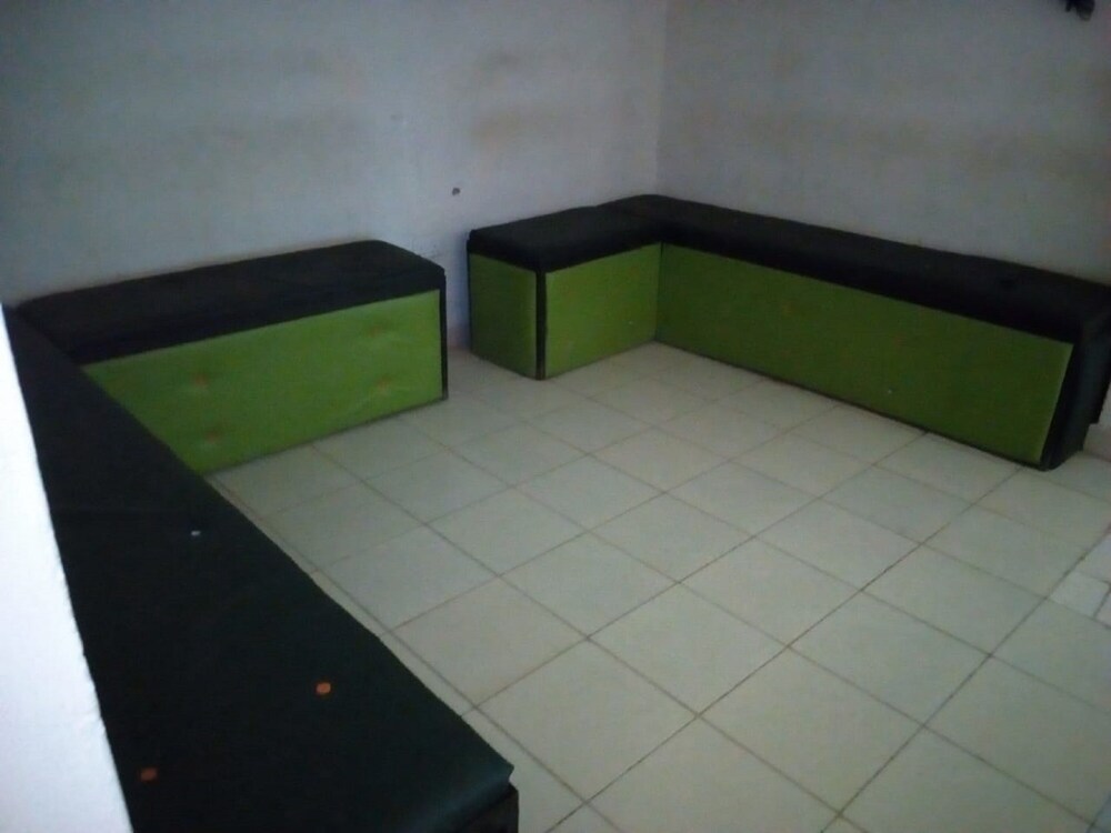 Merybyplace Guest House view 2