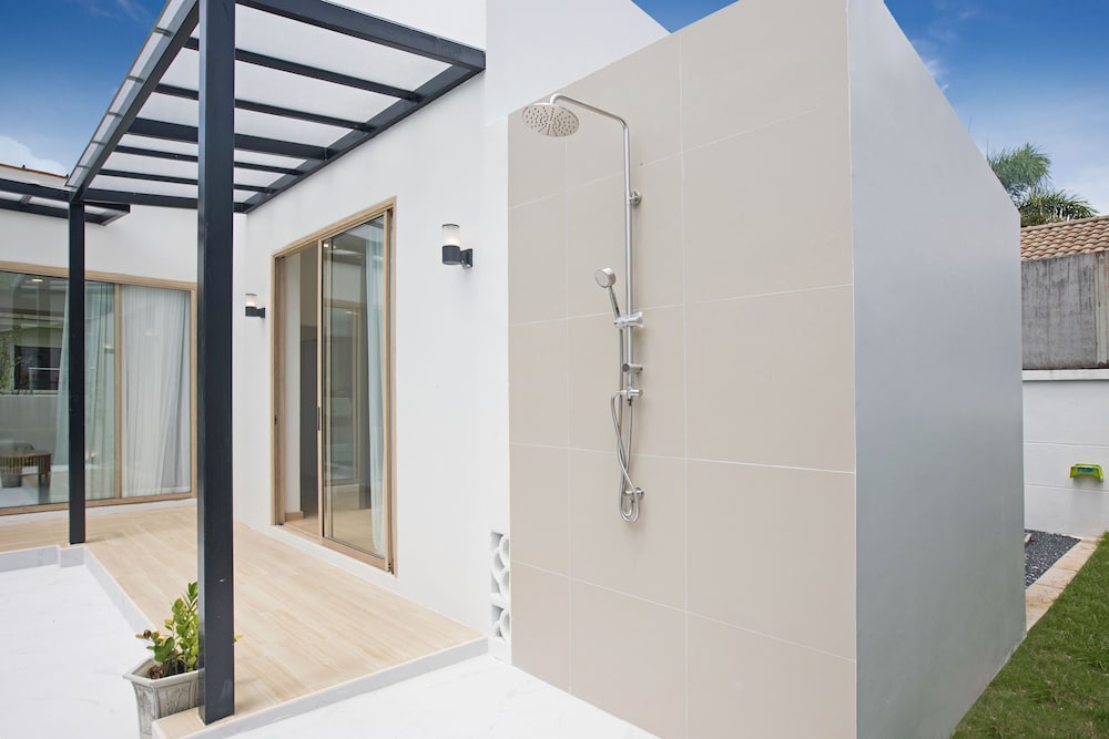 Tropical Life at Seamate 2BR Pool Villa