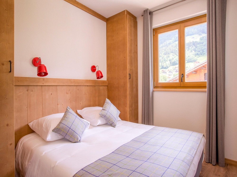 Pet-friendly Holiday Home With Scenic Views