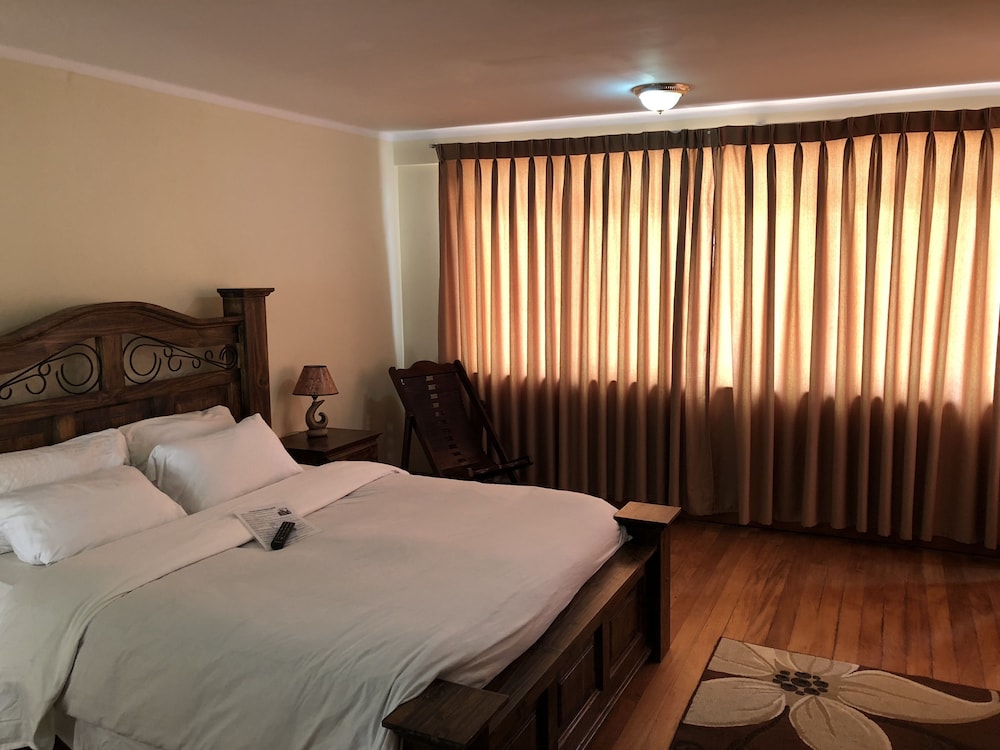 Casa Skyways B&B