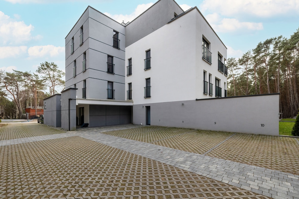 Międzywodzie Garden & Parking by Renters