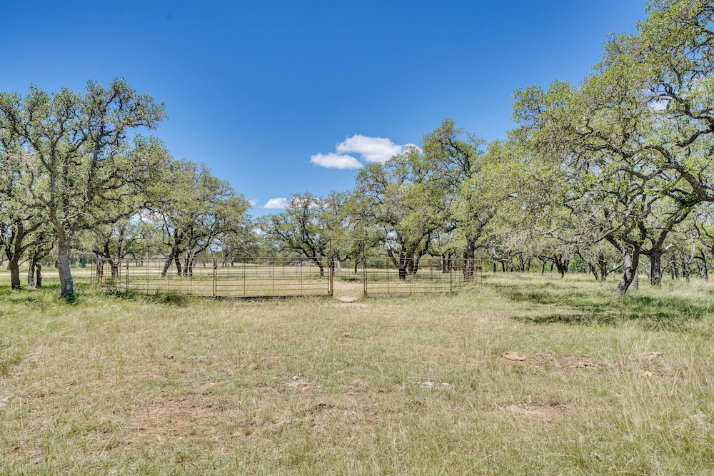 Swim, Hike & Unwind: Serene Hill Country Retreat