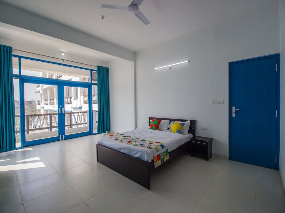 OYO 11900 Home Exotic 3BHK Bambolim