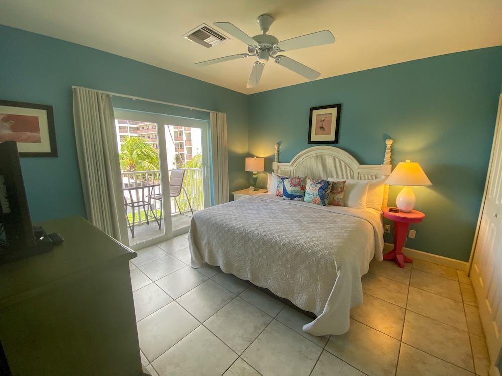Harbour House At The Inn Unit 305 2 Bedroom Condo by RedAwning