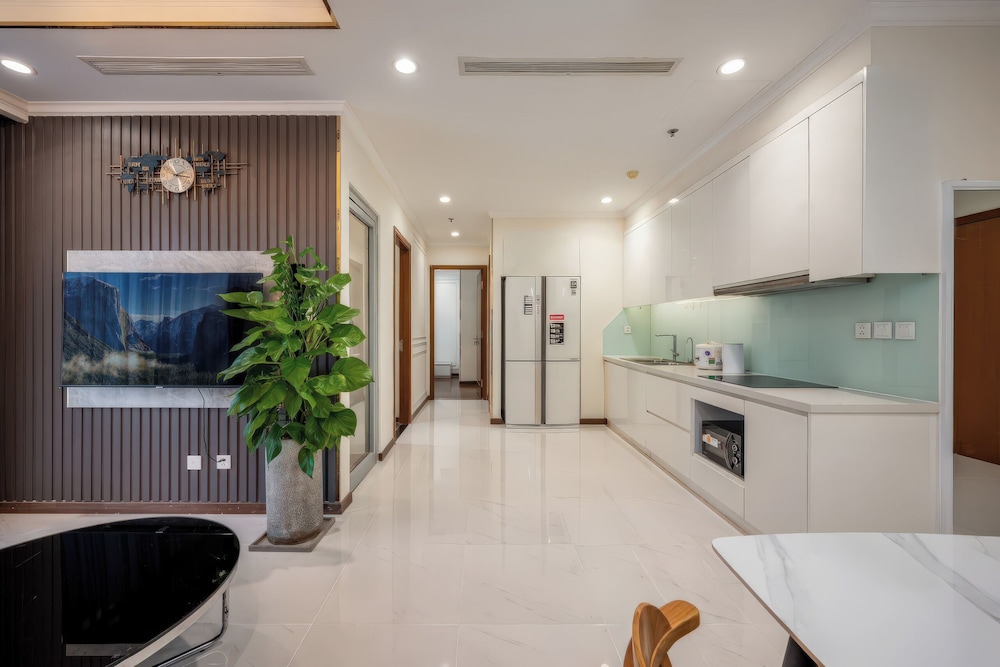 Urban Zen Saigon - Vinhomes Landmark 81