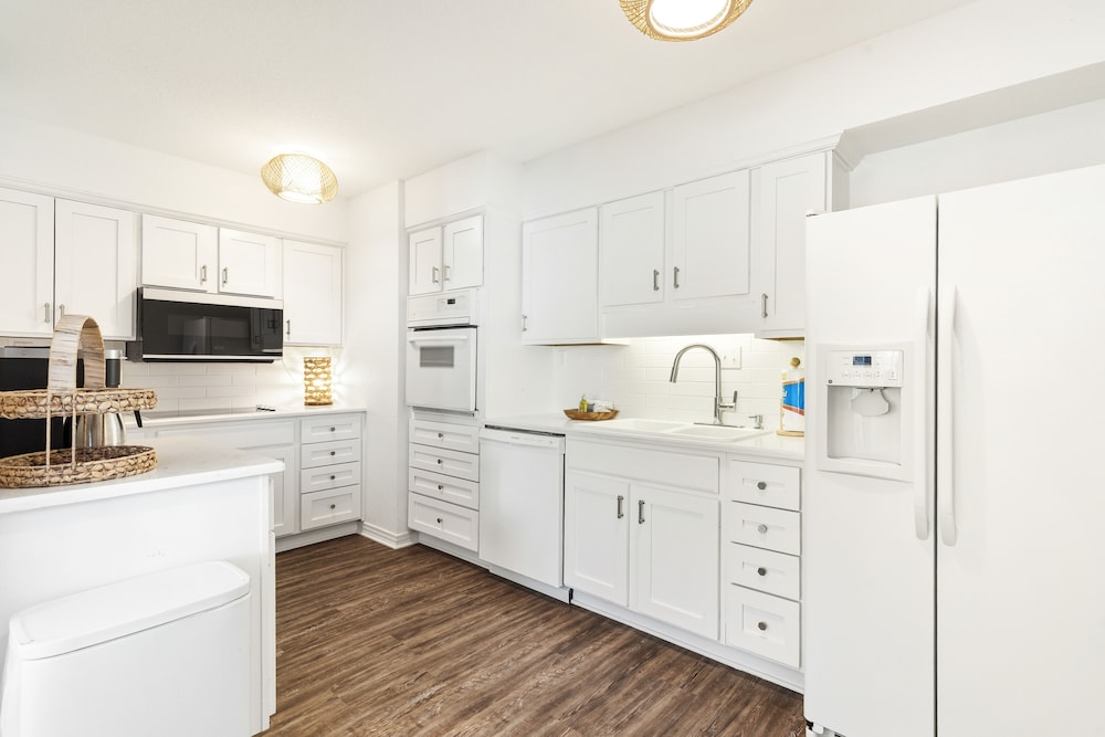 Shoreline Garden 16 3 Bedroom Townhouse