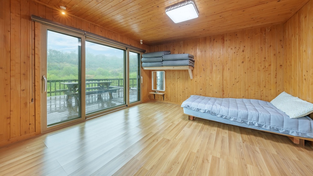 Gyeongju Happy Dream Ocean View Pension