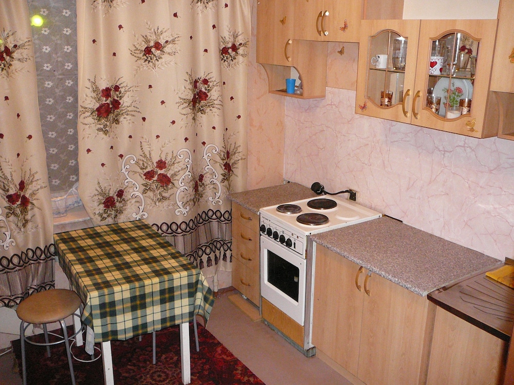 Apartment on Melnichnaya 24