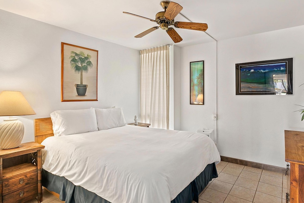 Maui Vista 3-102 - Updated, Ground Level, Steps to the Pool, Walk to Everything!