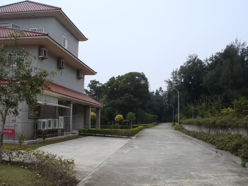 Photo 18