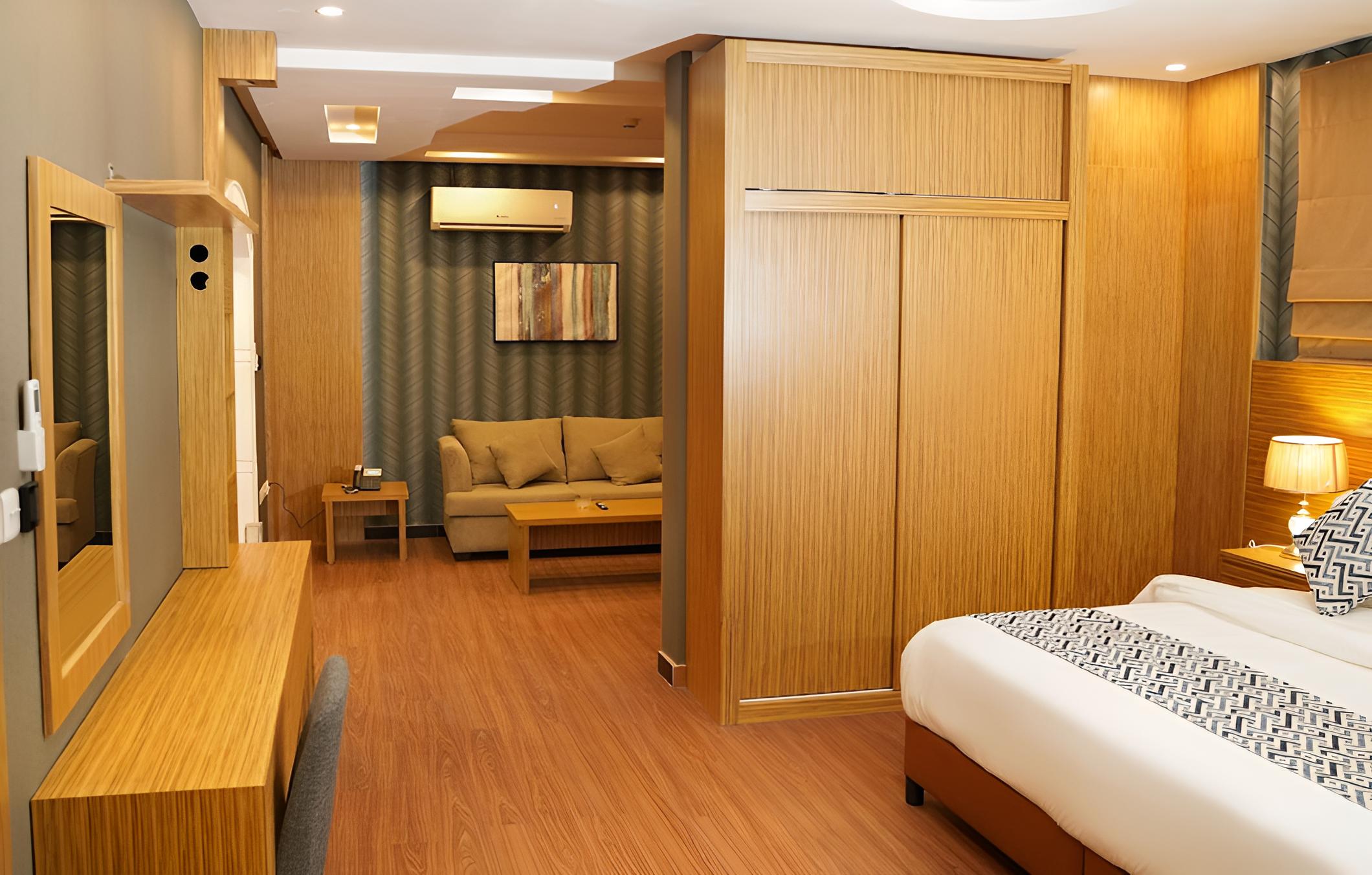 CREDI HOTEL