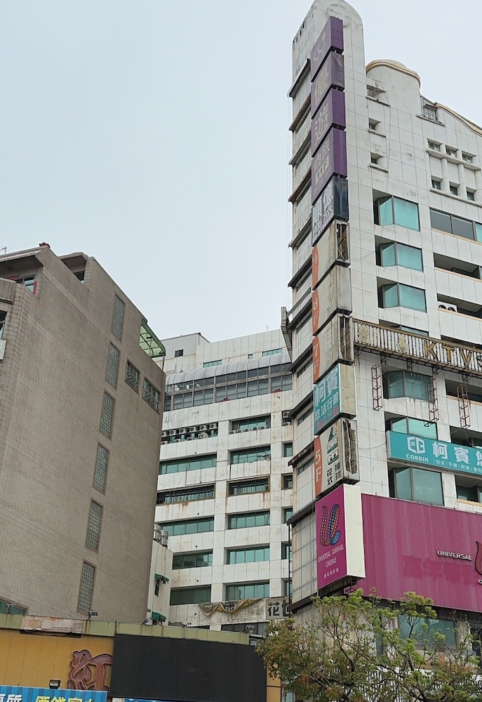Star Yi Hotel