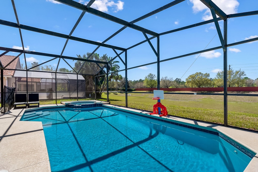 Your Dream Disney Retreat Awaits