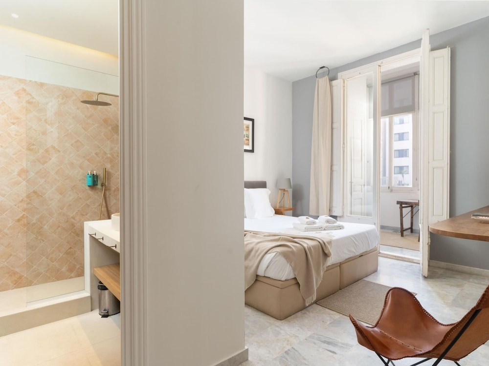 Esplendido Apto de 3 Habitaciones con Terraza