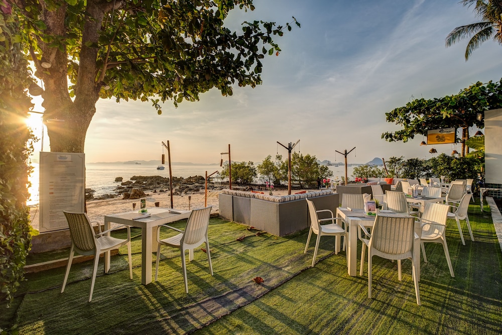The Pelican Residence & Suite Krabi