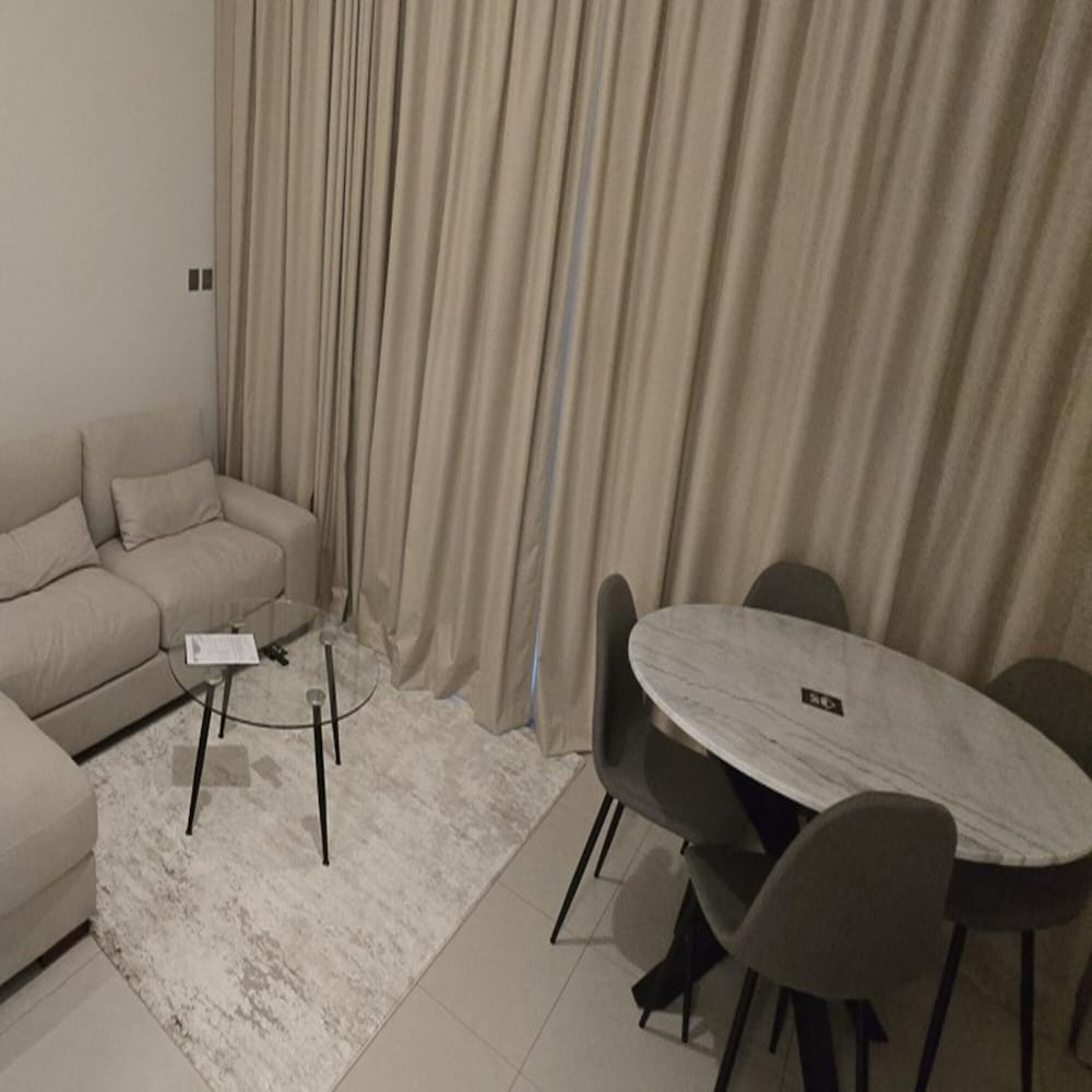 OYO HOME 1479 Premium 1-bed Apartment