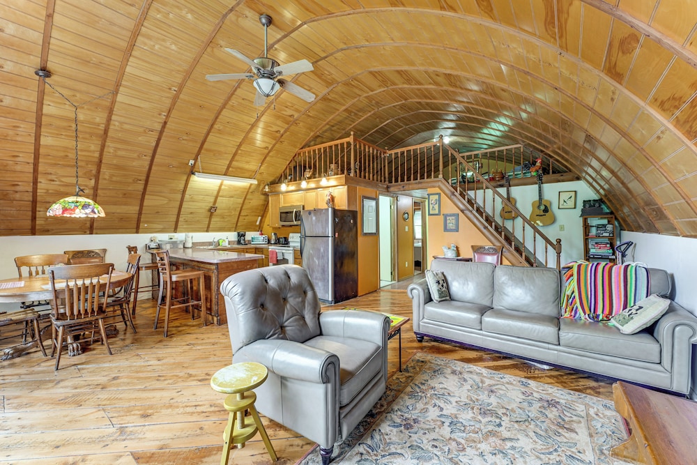 Hike & Fish: Delaware River Cabin w/ Views