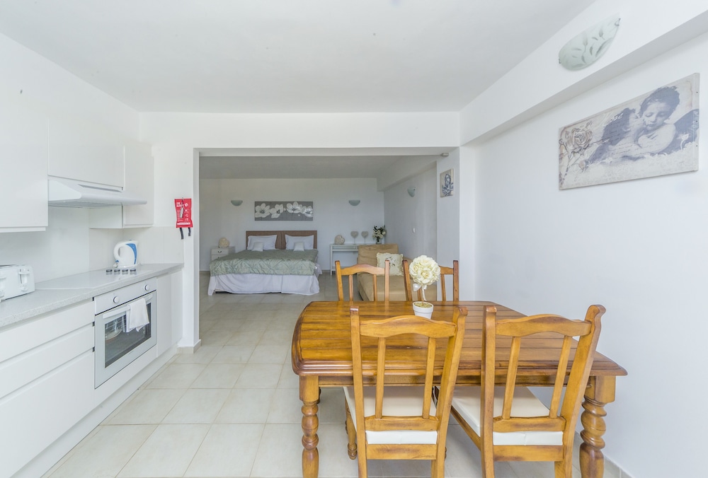 Spileo House Boutique Apartments - Adults Only view 4