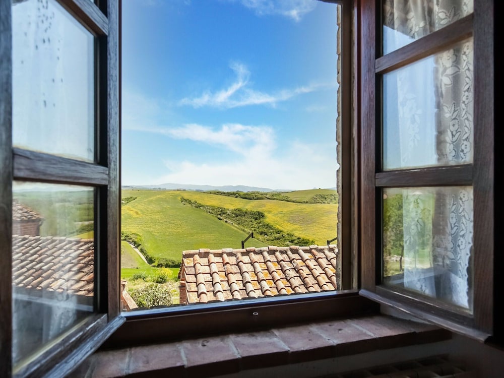 Cosy Agriturismo in Toscana With Outdoor Swimming Pool view 3
