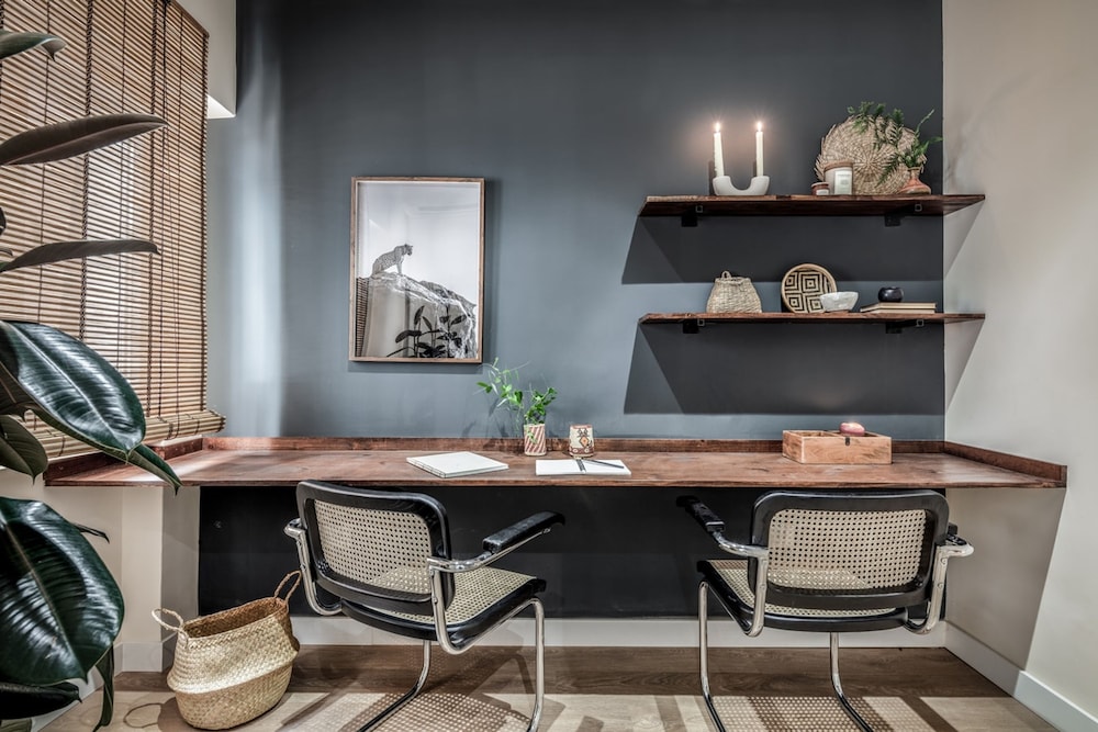 Logo - 2 Bedrooms in Salamanca