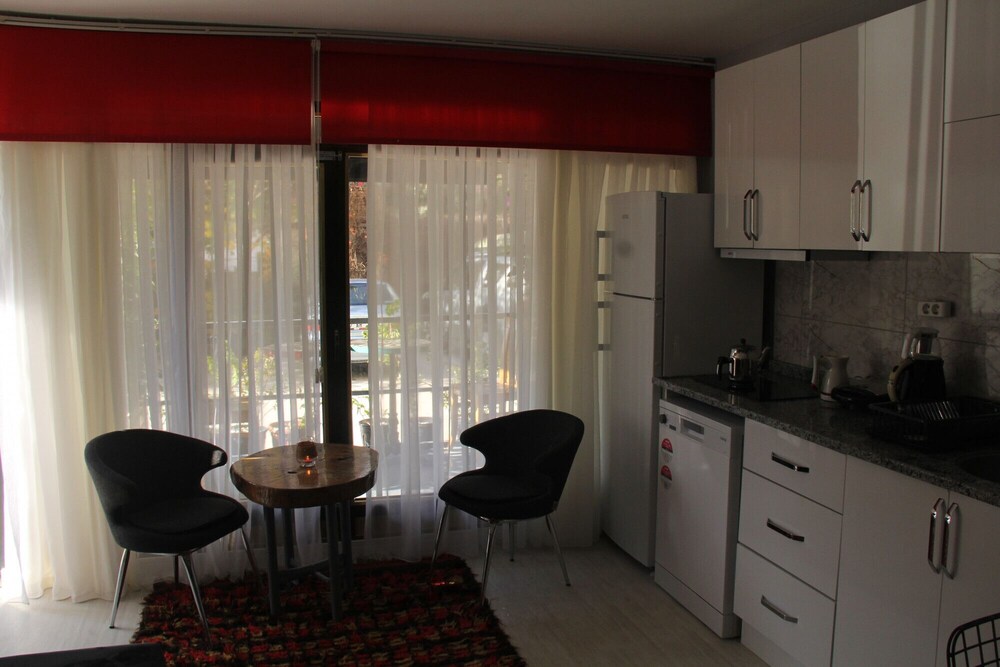 Cozy Flat Near Sea With Balcony in Muratpasa