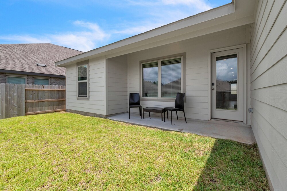 Spacious 3br Retreat Near Lake Conroe 3 Bedroom Home